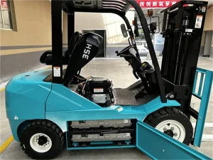 All Terrain Forklift Truck 2