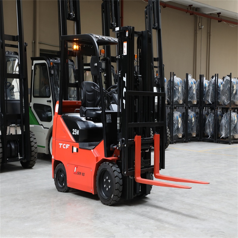 Electric Counterbalance Truck 1